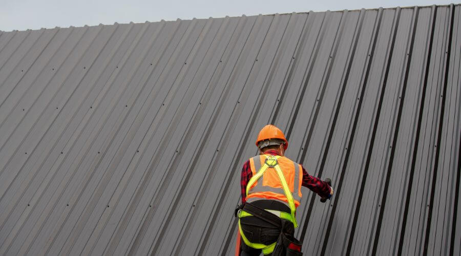 Expert new roof installation services in Salineno, TX